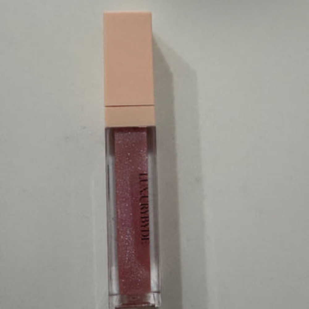 Passion Shimmering Pink Lip Gloss